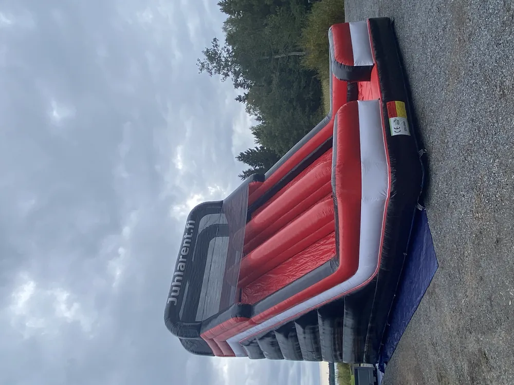 Jättiliukumäki