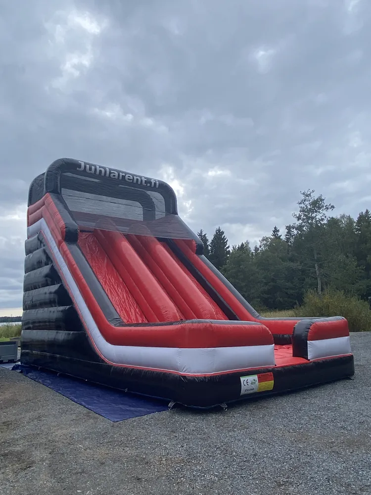 Jättiliukumäki